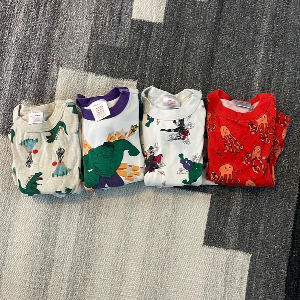 4 Sets of Hanna Anderson Pajamas 5t